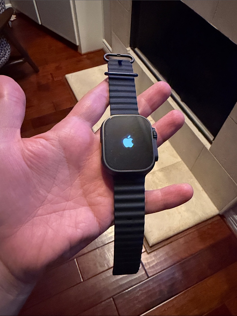 Apple Watch ultra 3 with box - Black silicon Loop Band
